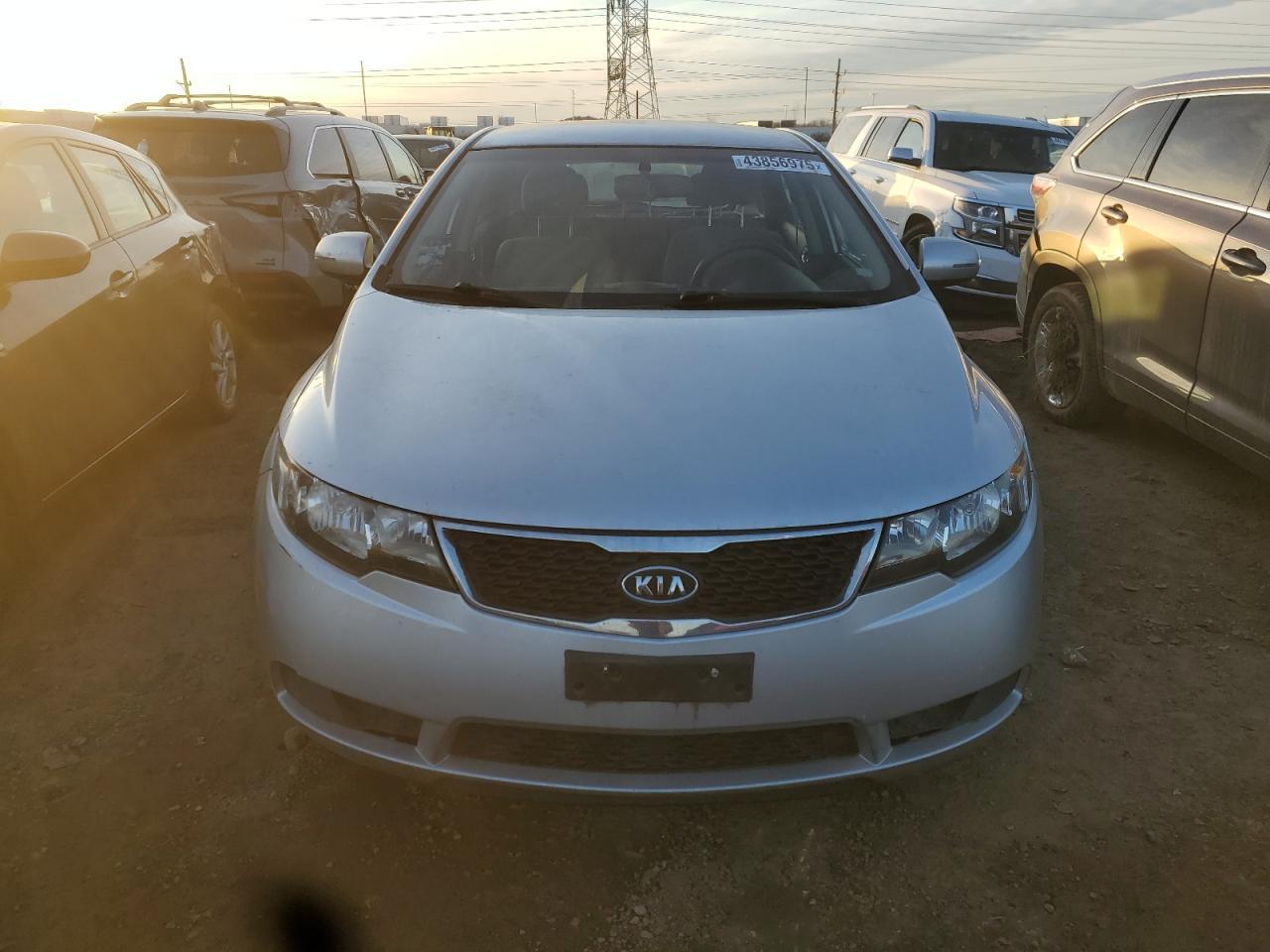 2013 KIA FORTE