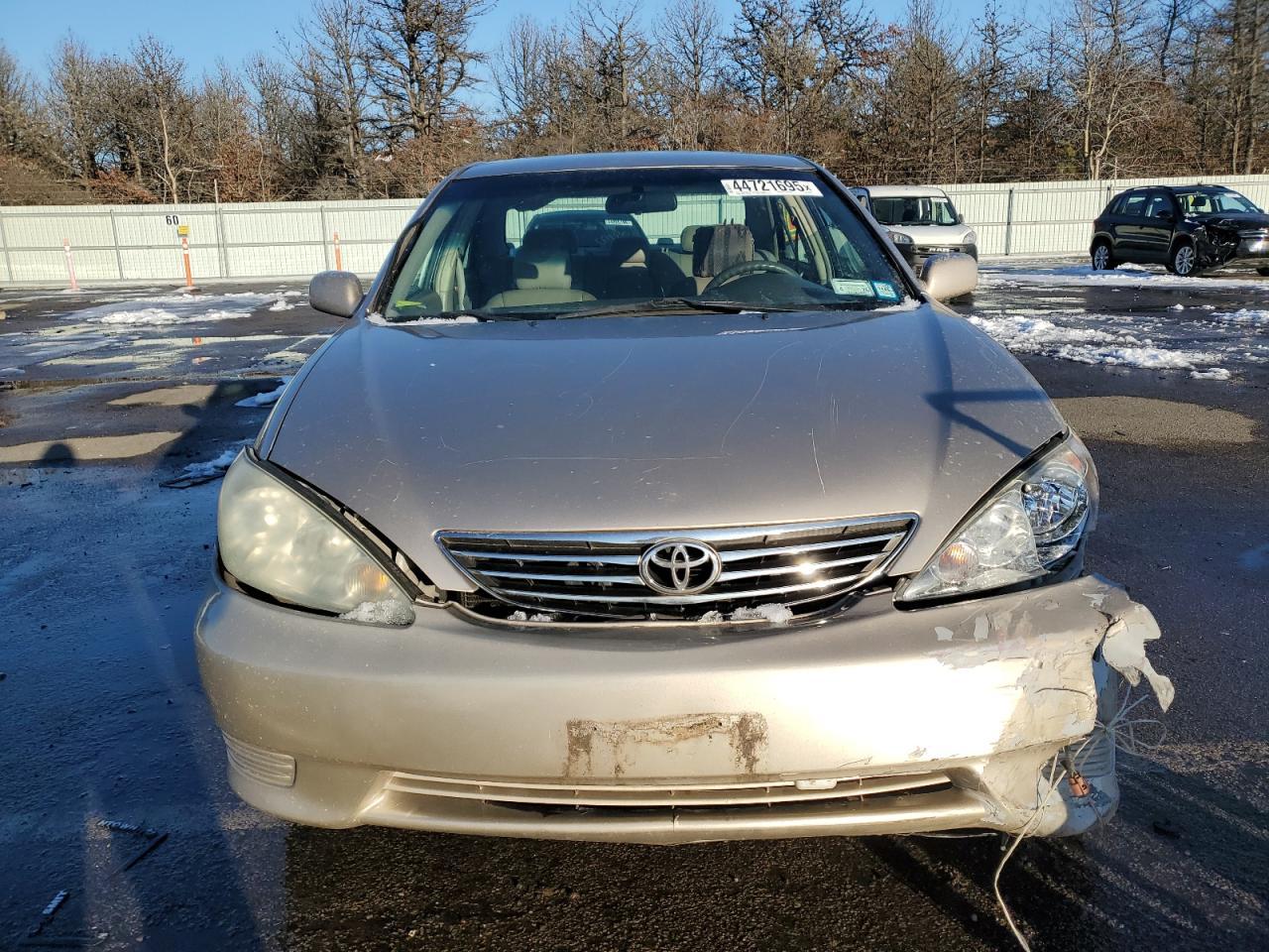 2005 TOYOTA CAMRY