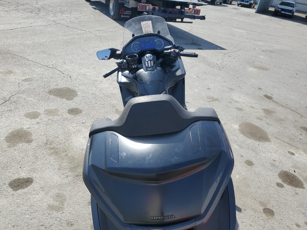 2021 HONDA Gl Cycle