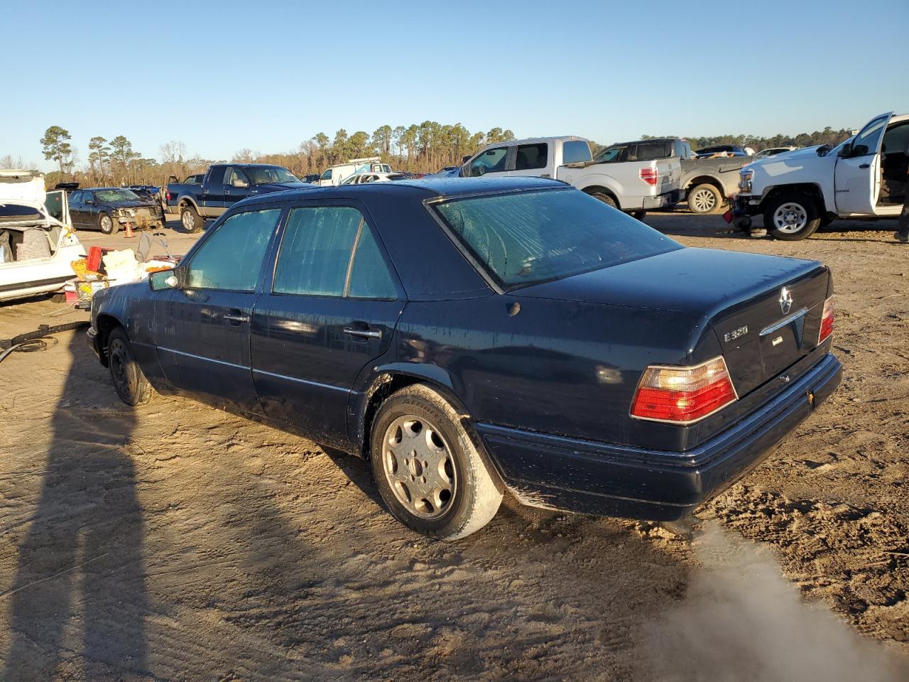 1994 MERCEDES-BENZ E-Class