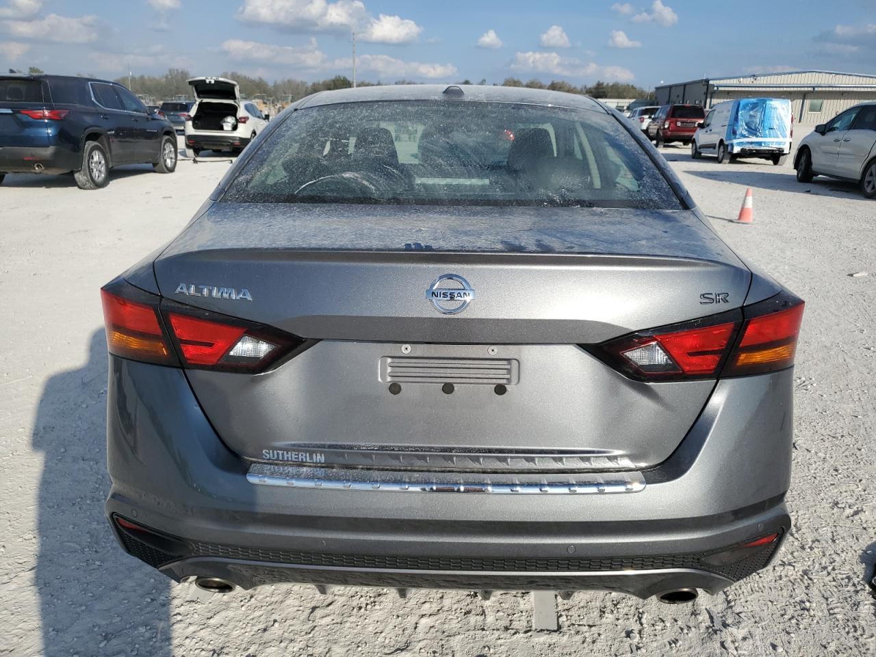 2022 NISSAN ALTIMA