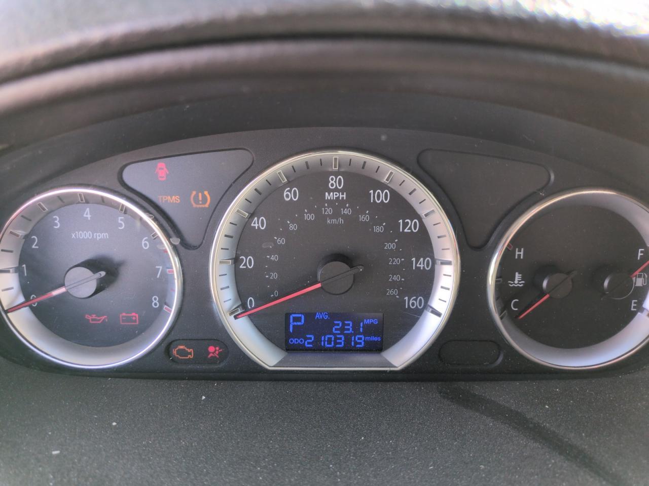 2010 HYUNDAI SONATA
