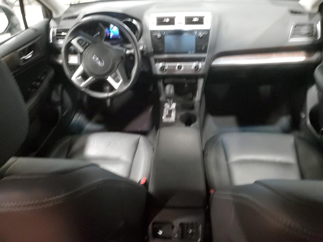 2015 SUBARU Outback