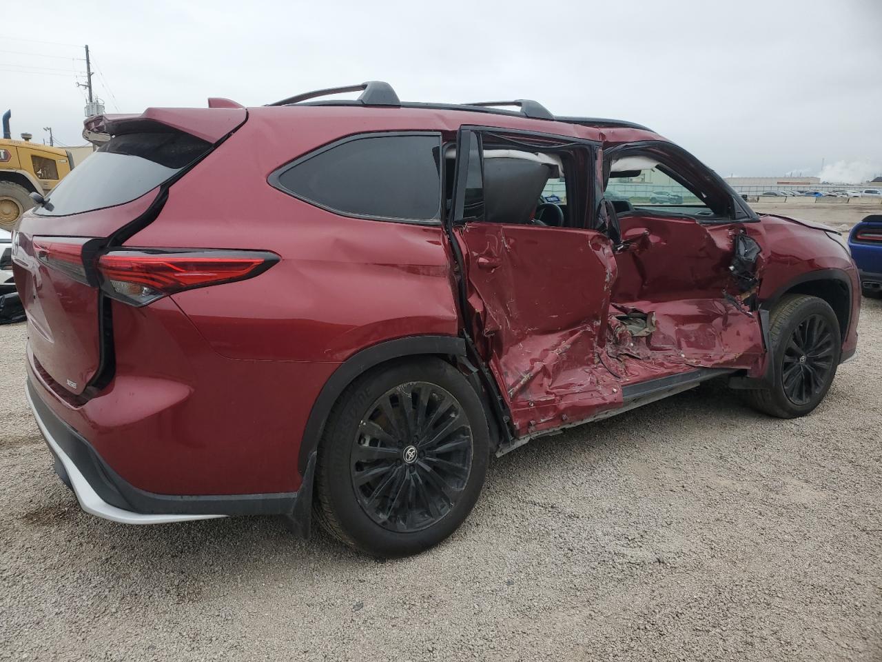 2023 TOYOTA HIGHLANDER