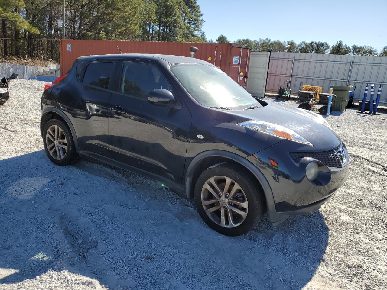 2013 NISSAN Juke