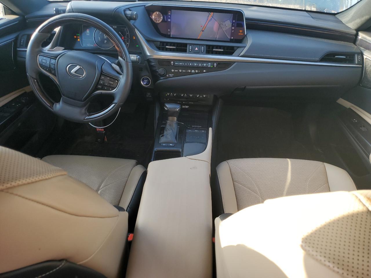 2020 LEXUS Es 300