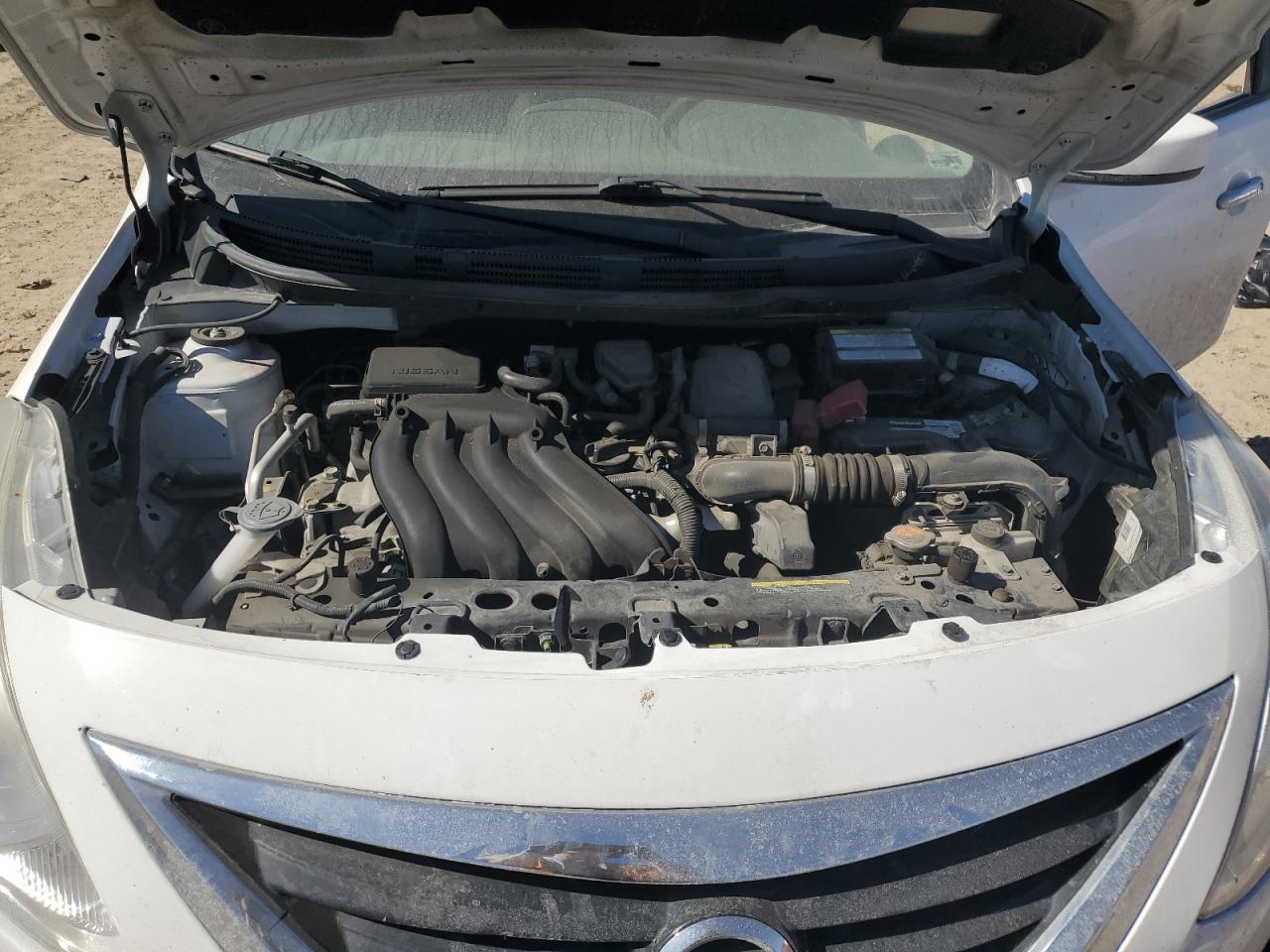 2017 NISSAN VERSA