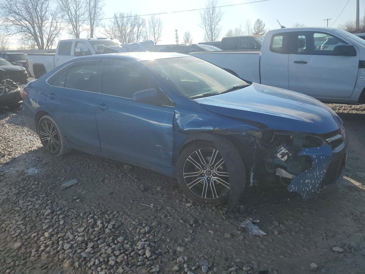2016 TOYOTA CAMRY