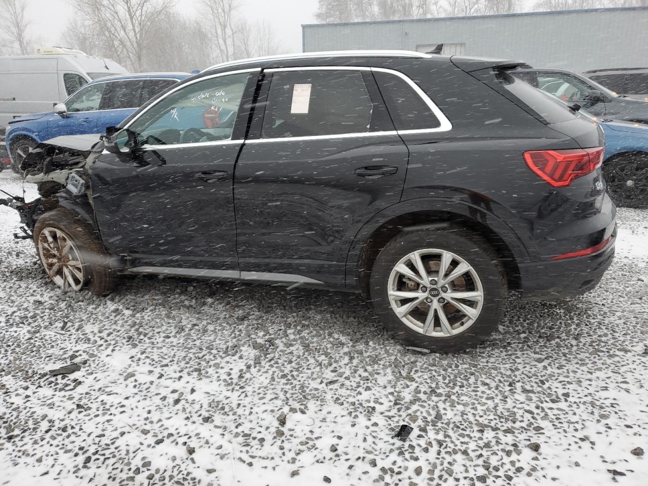 2023 AUDI Q3