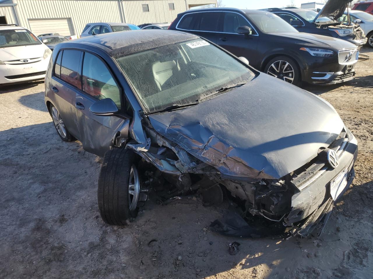 2016 VOLKSWAGEN GOLF