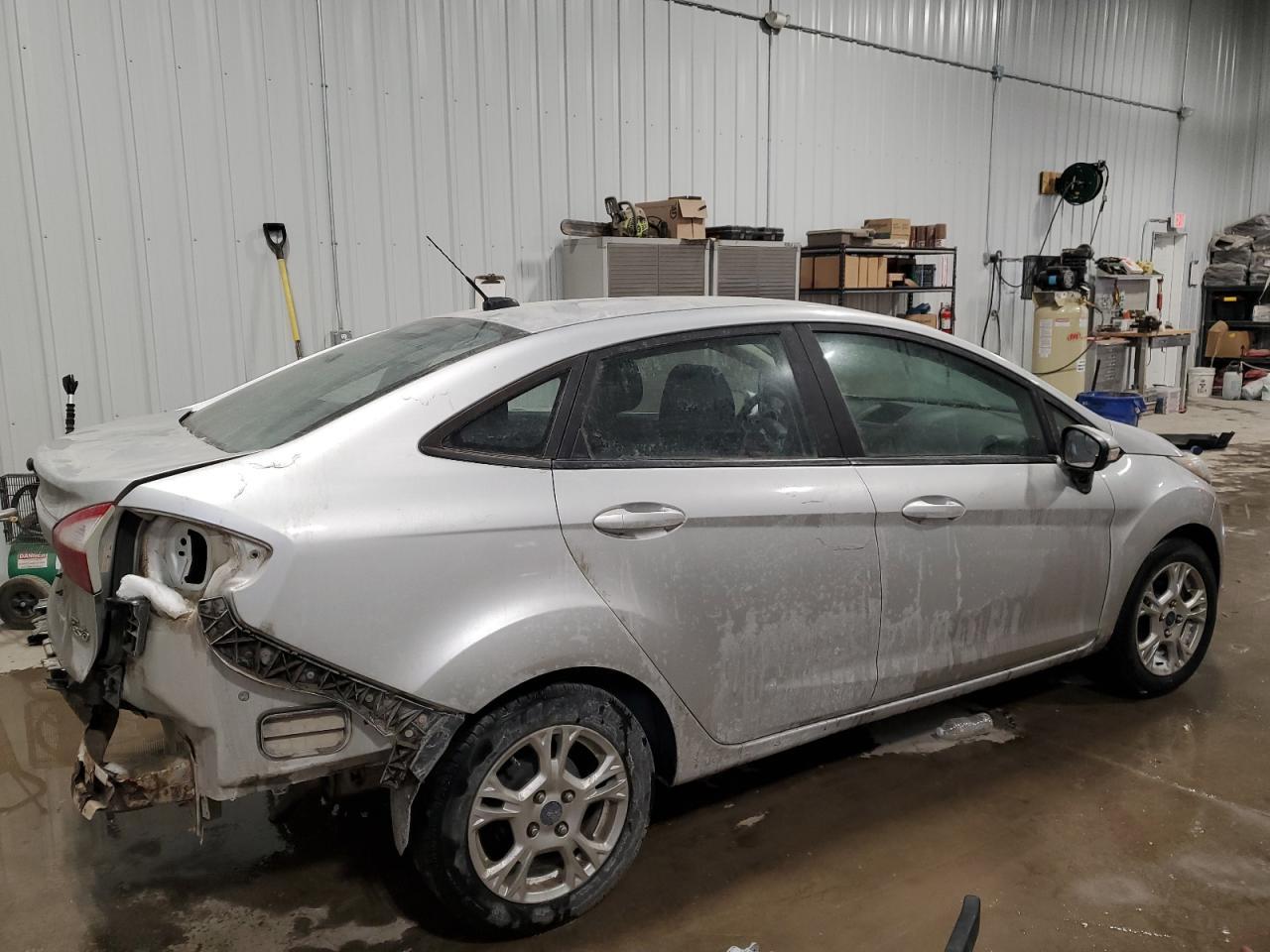2015 FORD Fiesta