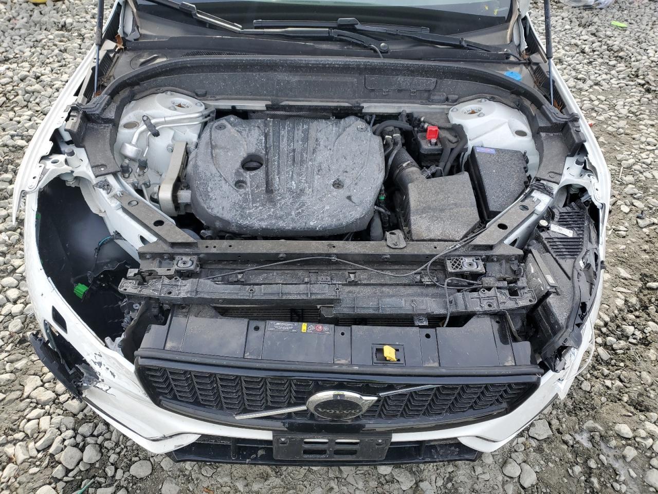 2024 VOLVO XC60