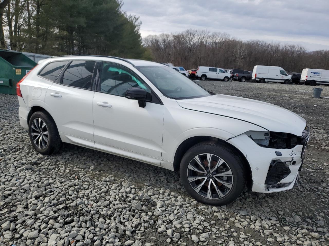 2024 VOLVO XC60