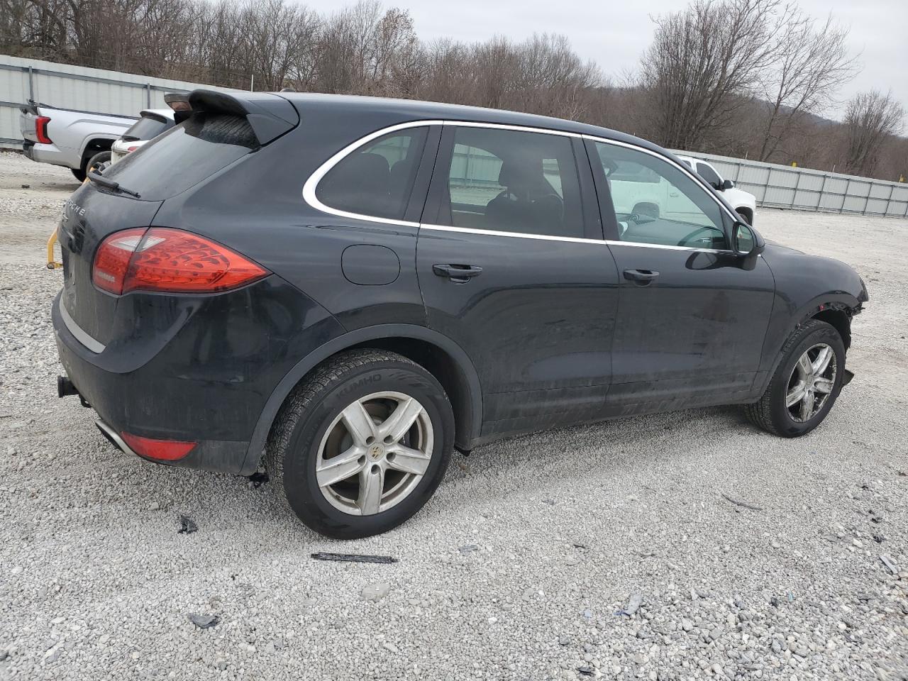 2013 PORSCHE CAYENNE