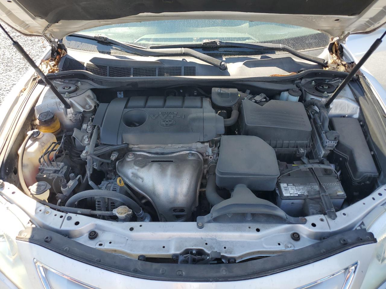 2011 TOYOTA CAMRY