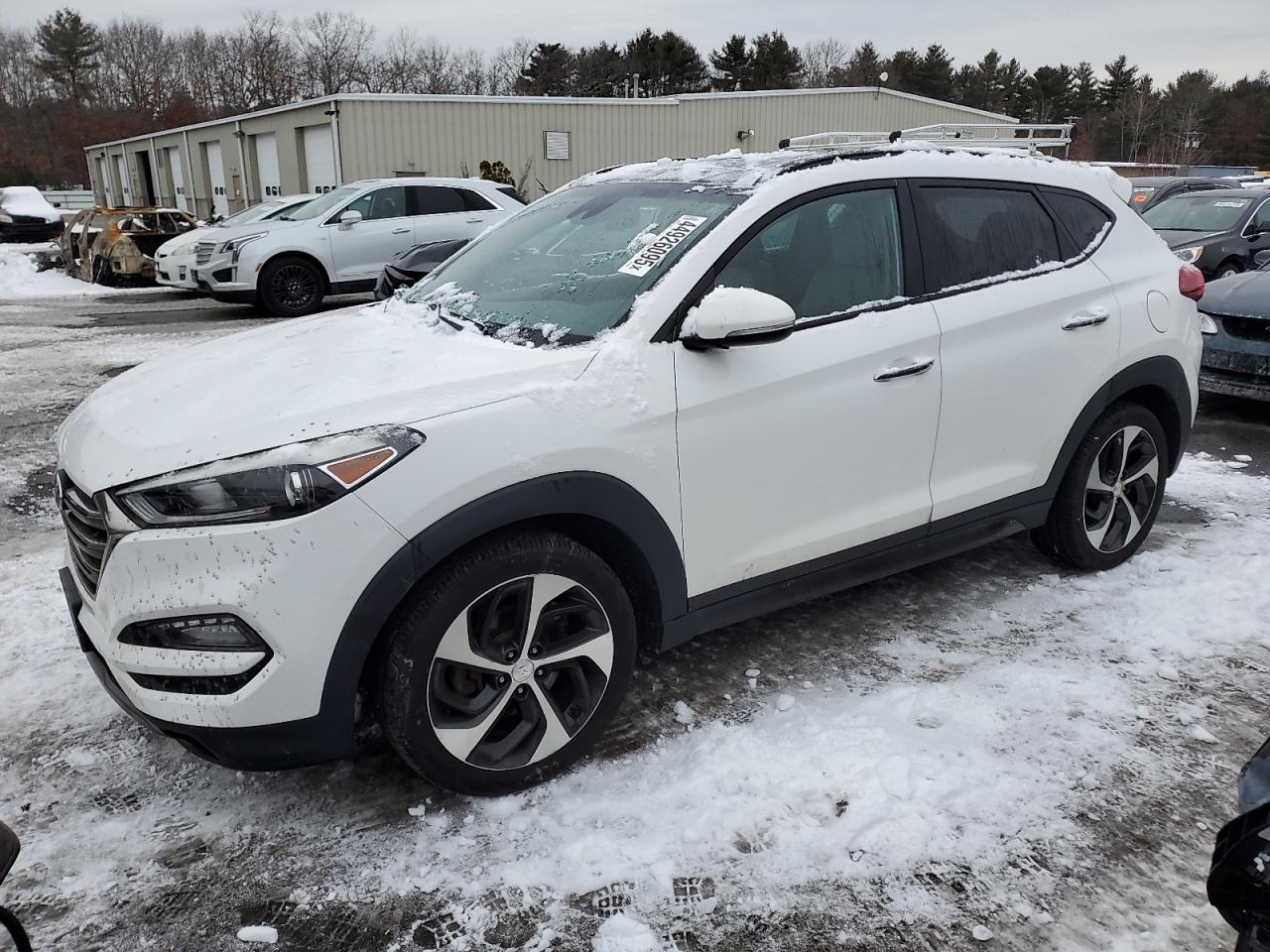 2016 HYUNDAI TUCSON