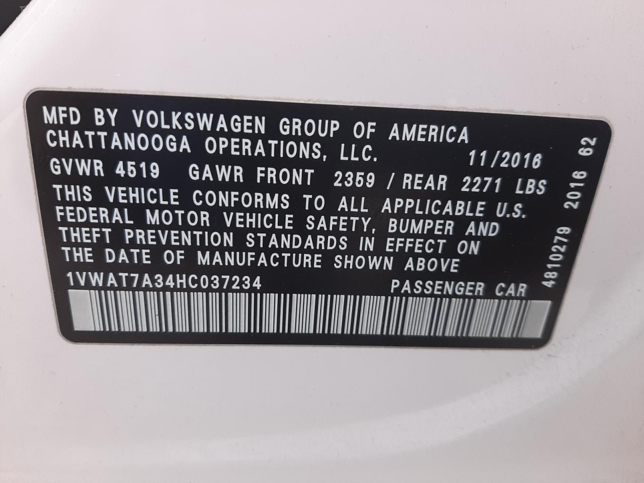 2017 VOLKSWAGEN Passat