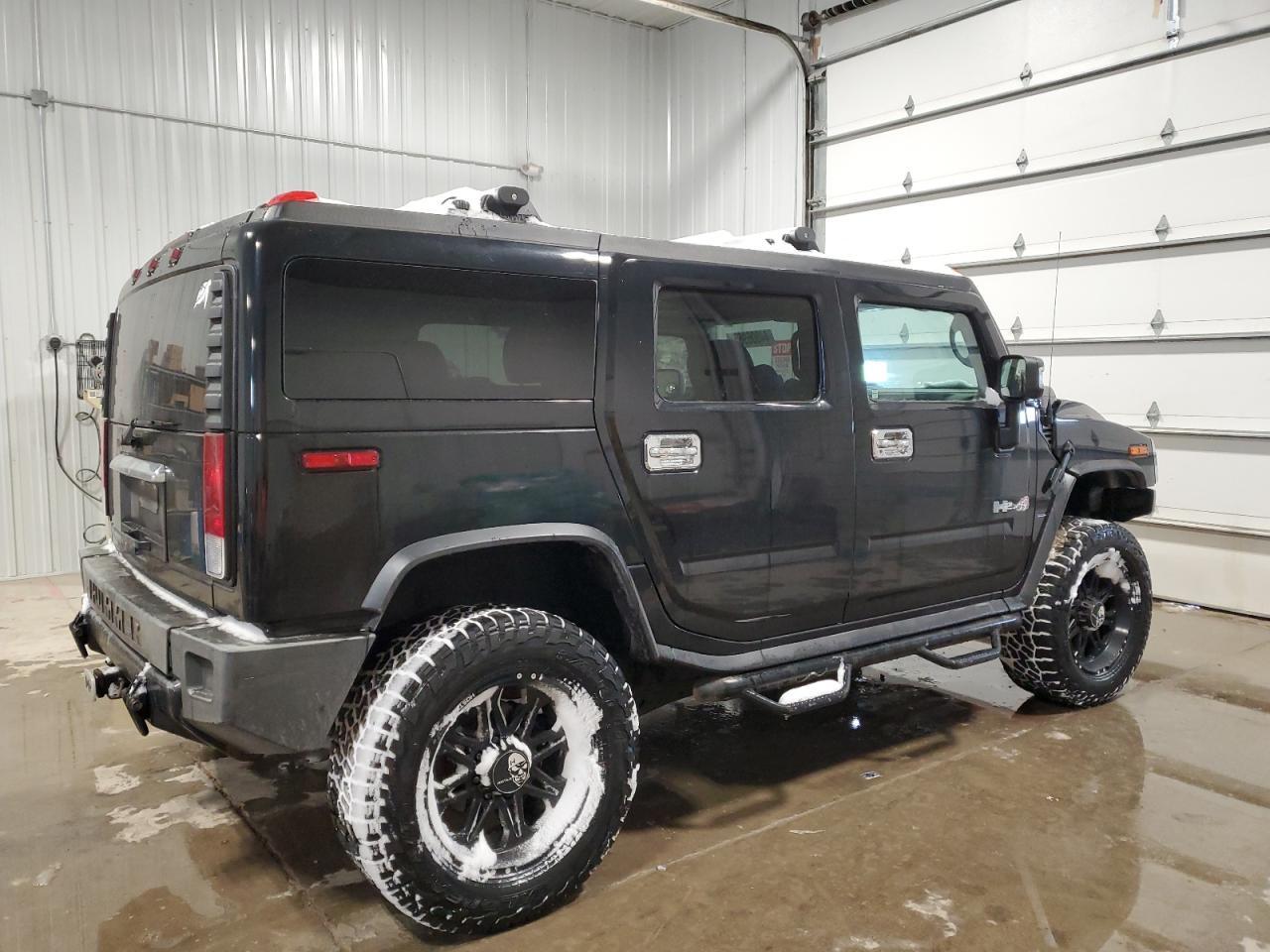 2005 HUMMER H2