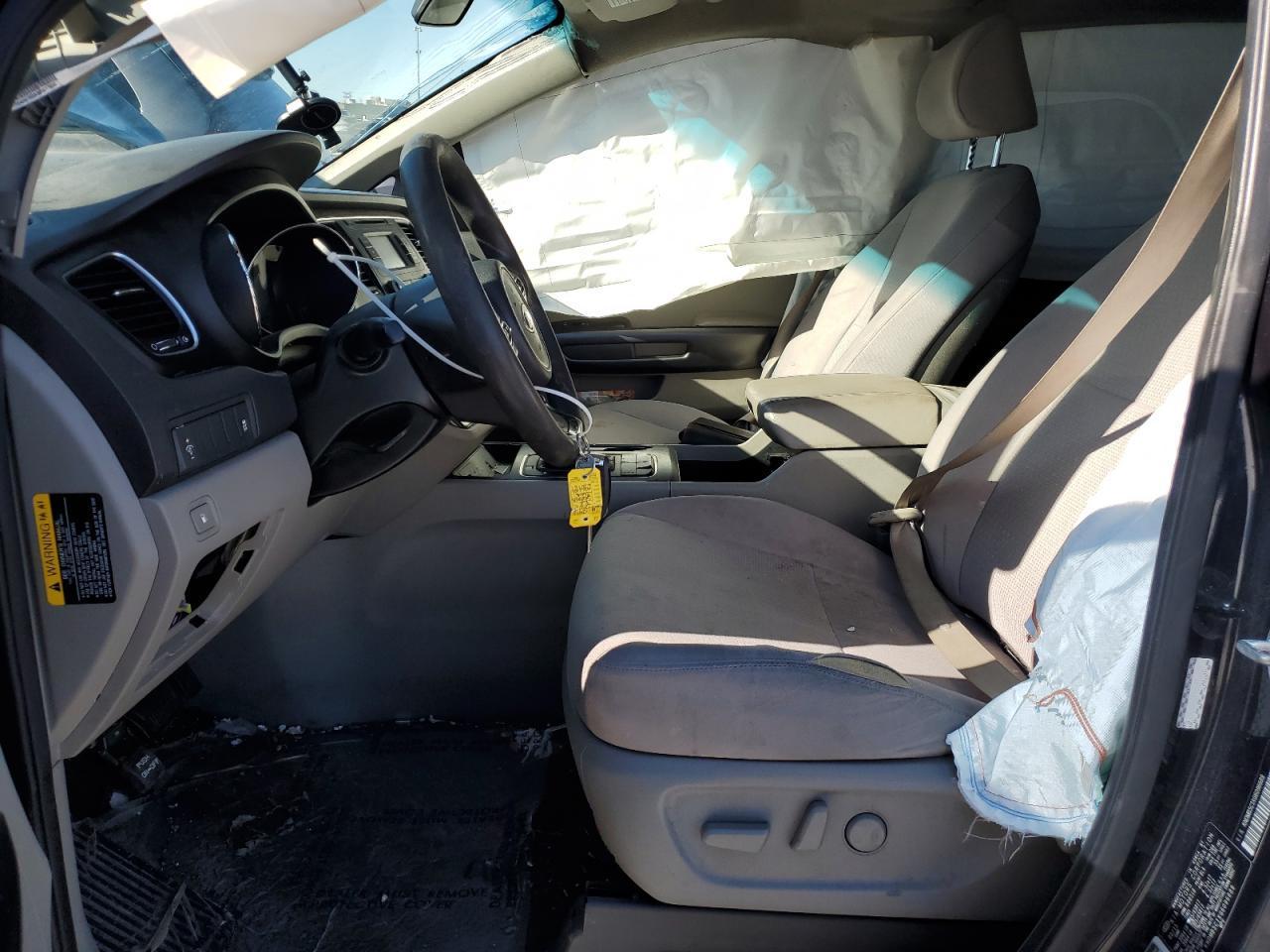 2016 KIA SEDONA