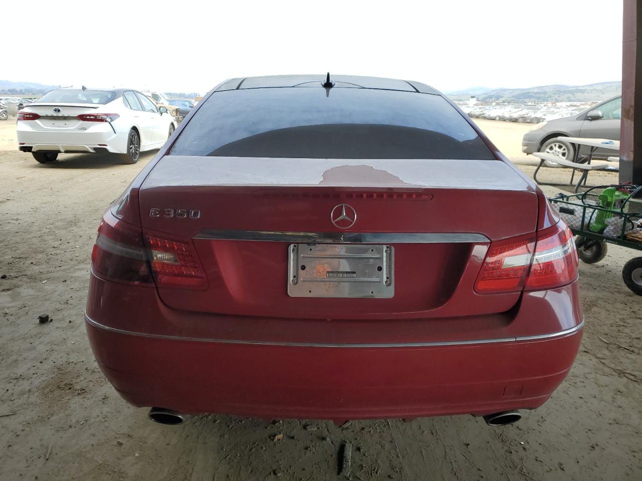 2011 MERCEDES-BENZ E-Class