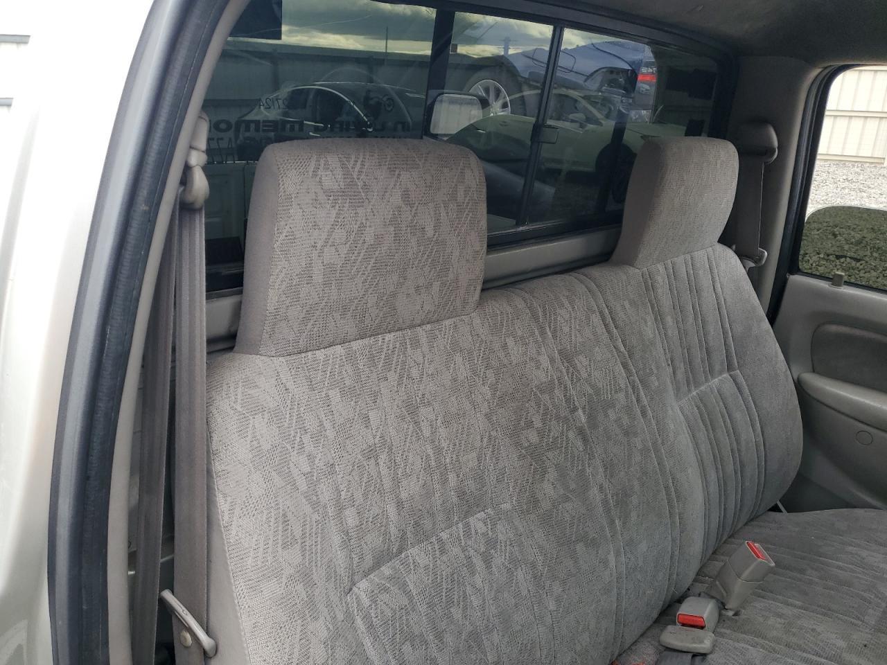2002 TOYOTA TACOMA
