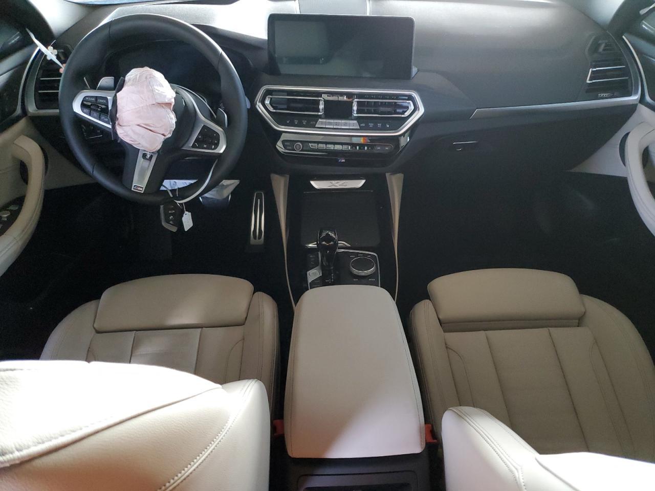 2025 BMW X4
