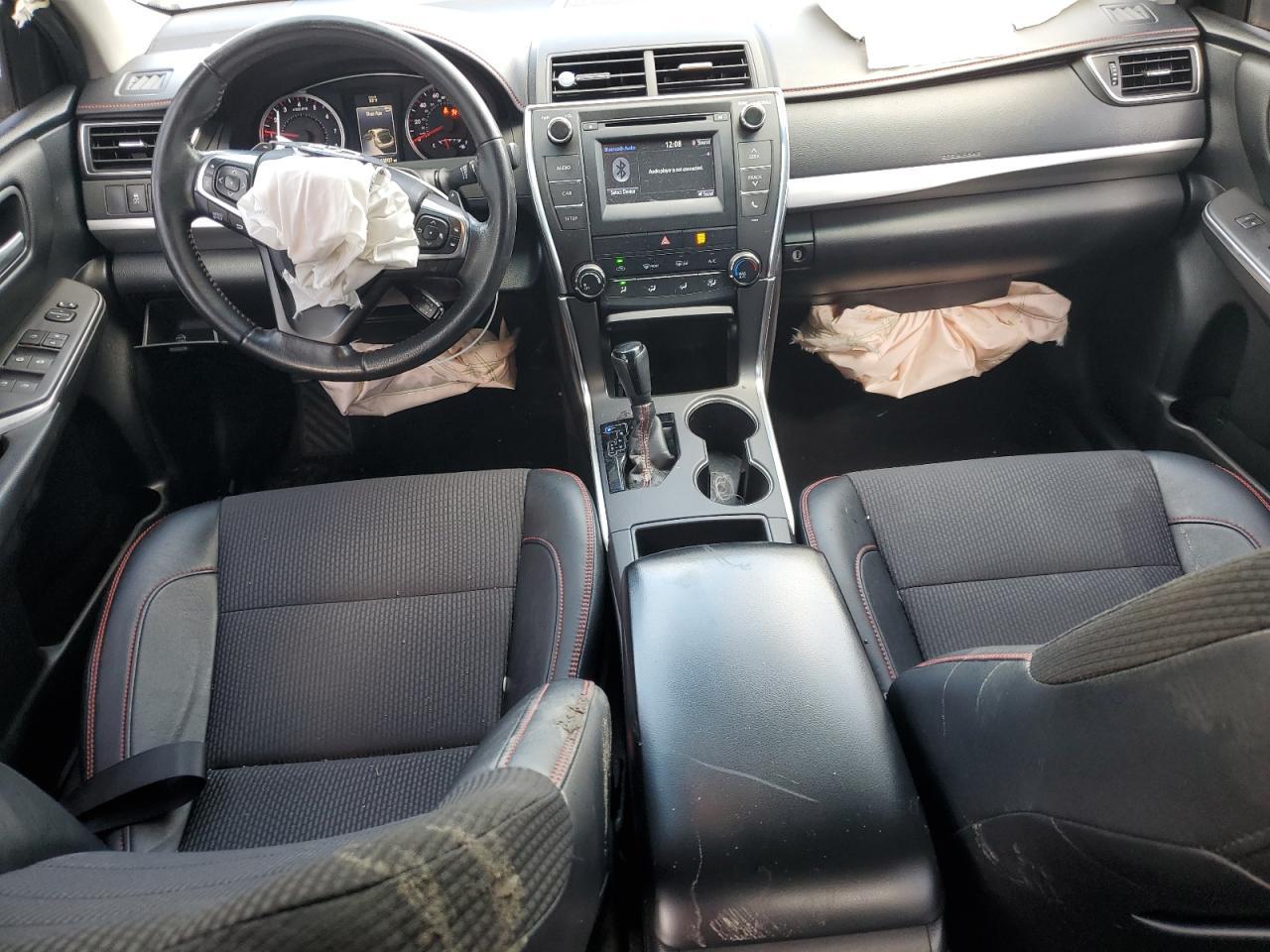 2016 TOYOTA CAMRY