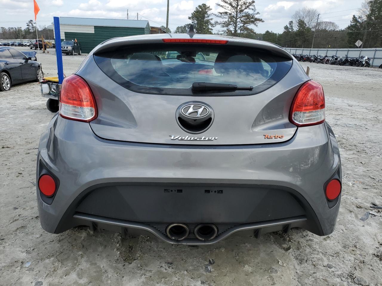 2015 HYUNDAI VELOSTER