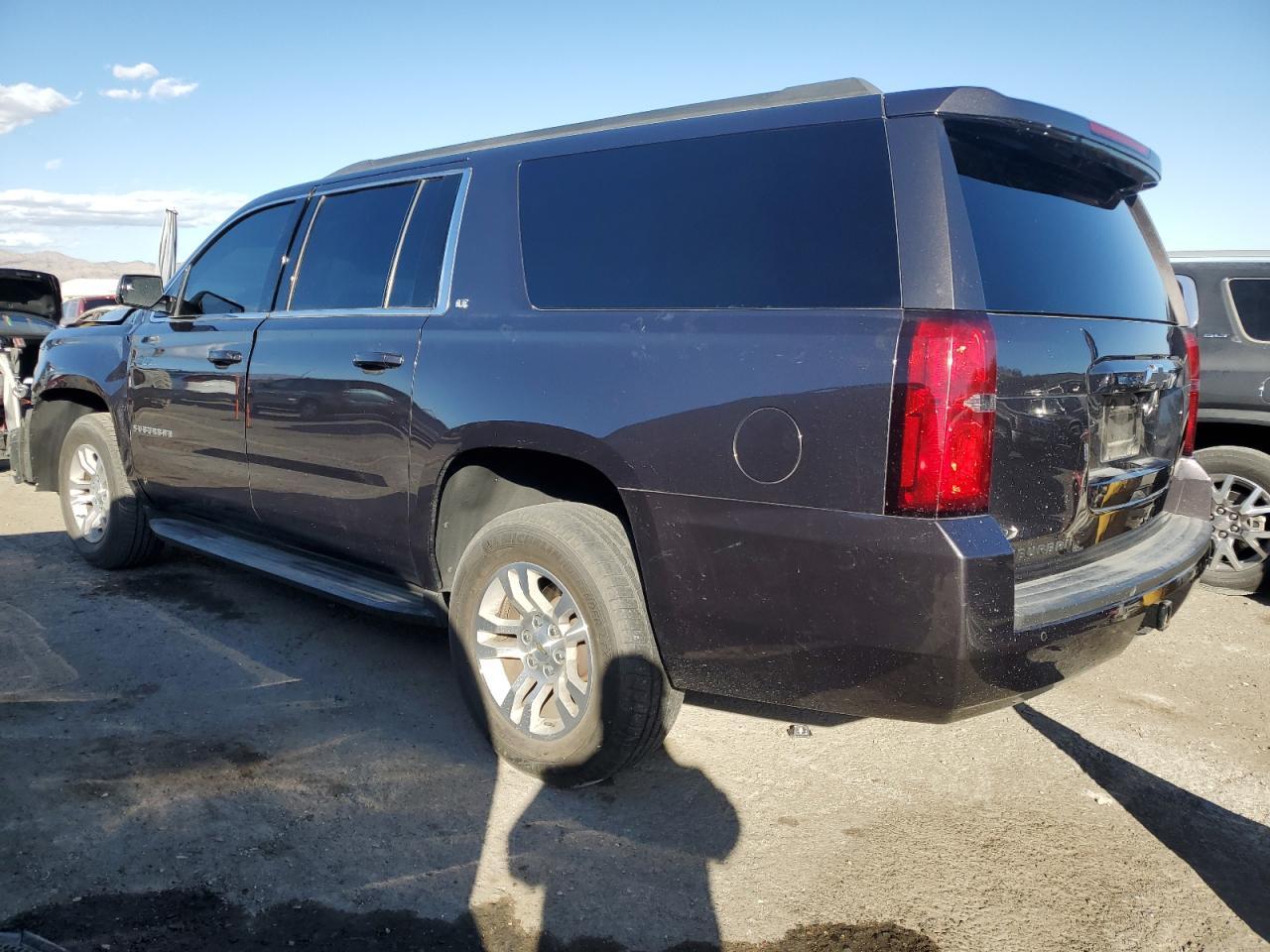 2017 CHEVROLET Suburban