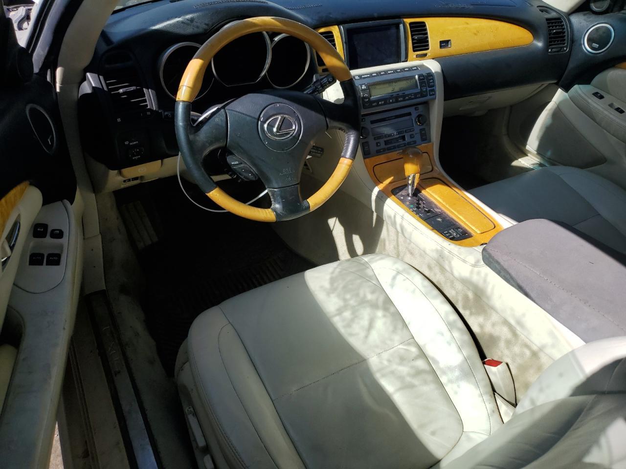 2002 LEXUS SC 430