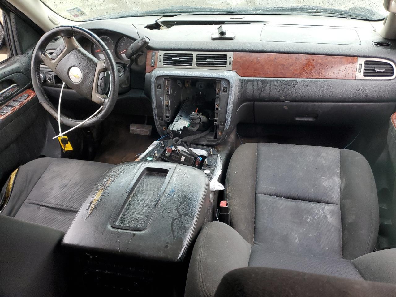 2011 CHEVROLET Tahoe