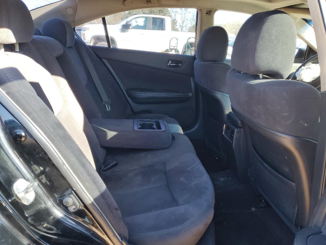 2014 NISSAN Maxima