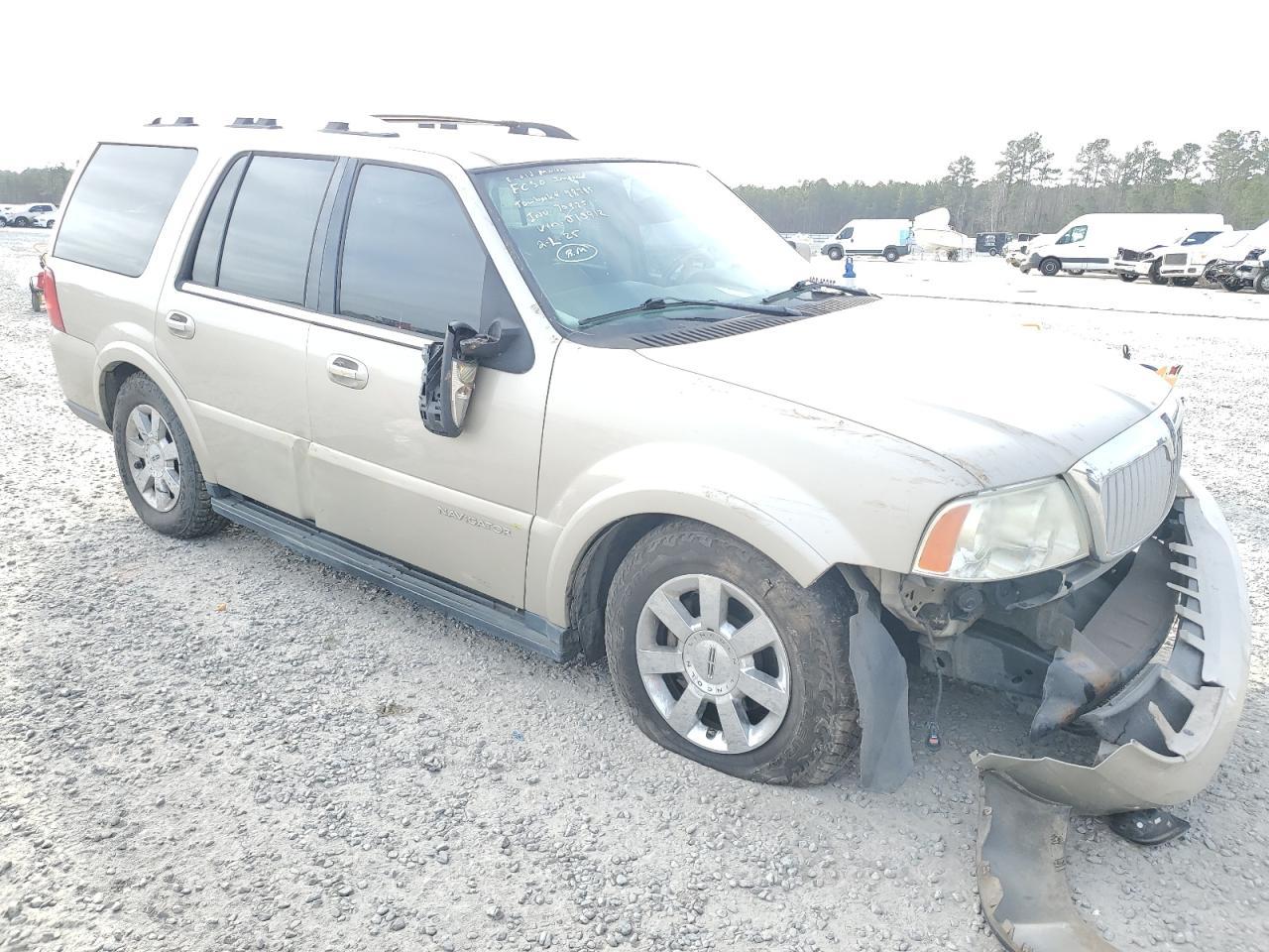 2005 LINCOLN Navigator