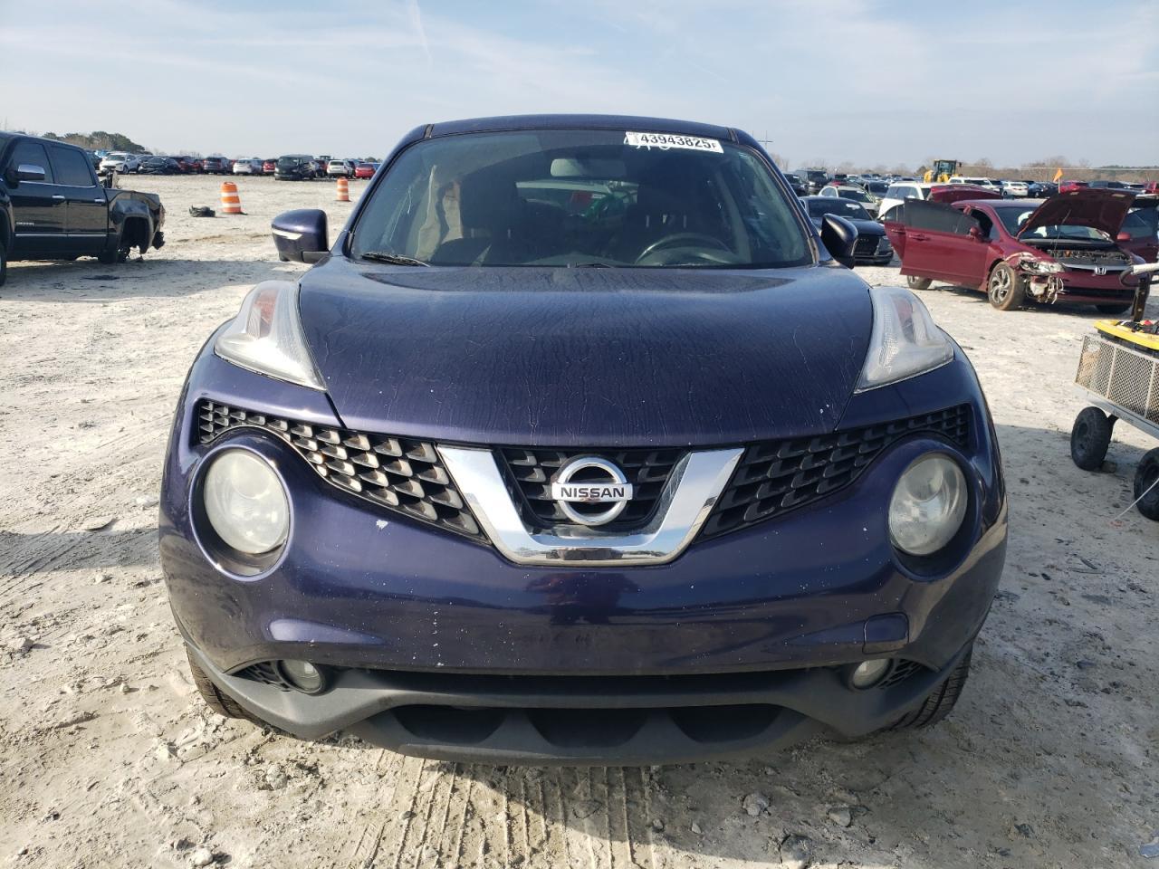 2015 NISSAN Juke