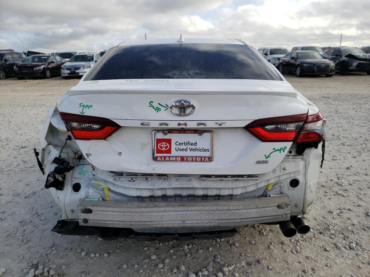 2021 TOYOTA CAMRY