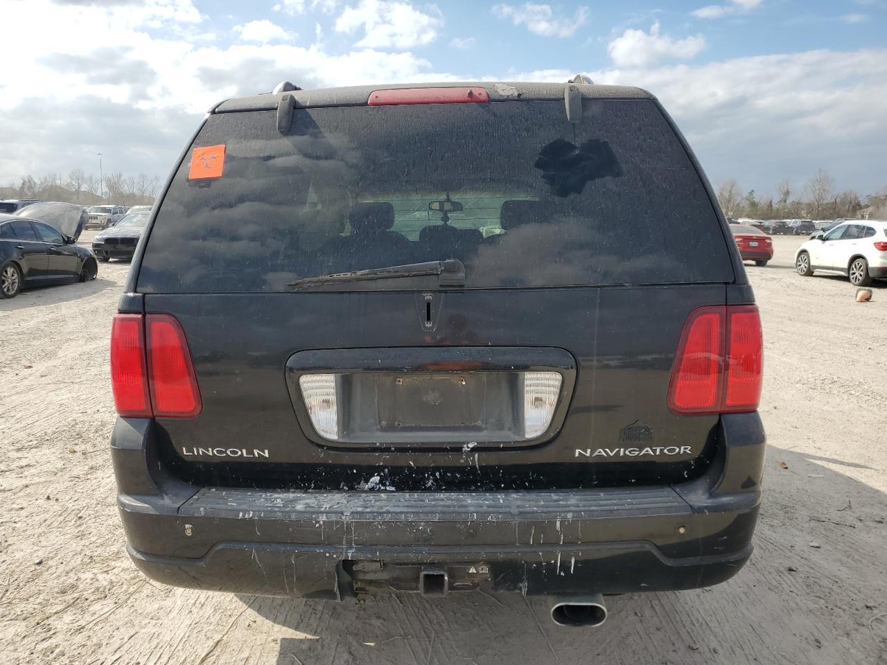 2004 LINCOLN Navigator