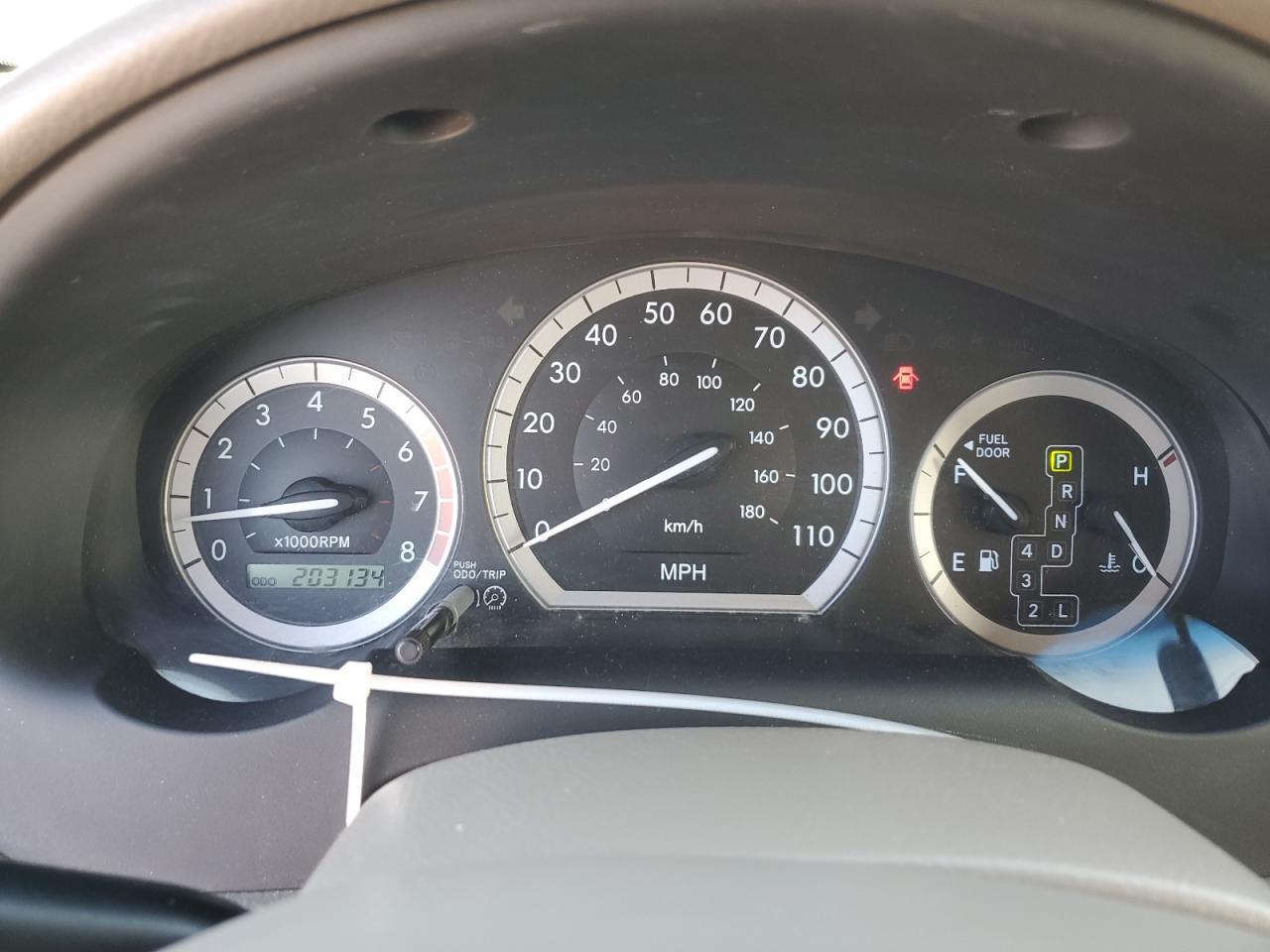 2004 TOYOTA SIENNA