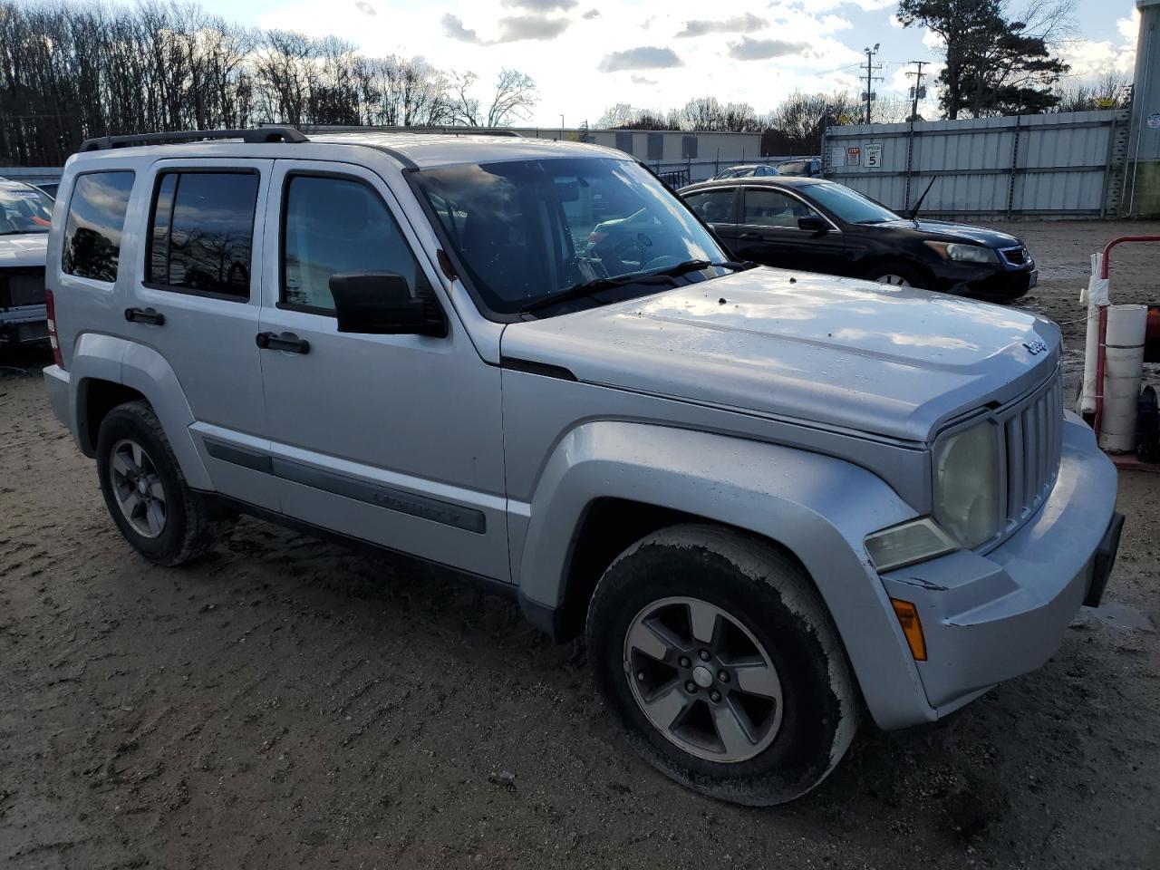 2008 JEEP Liberty