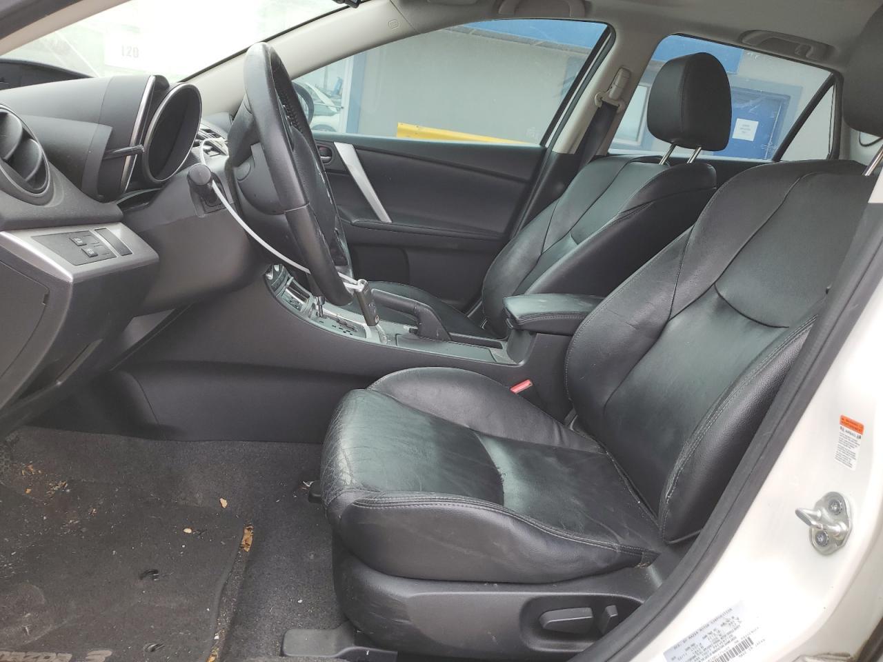 2011 MAZDA 3