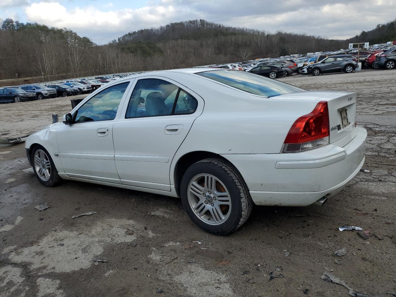 2005 VOLVO S60