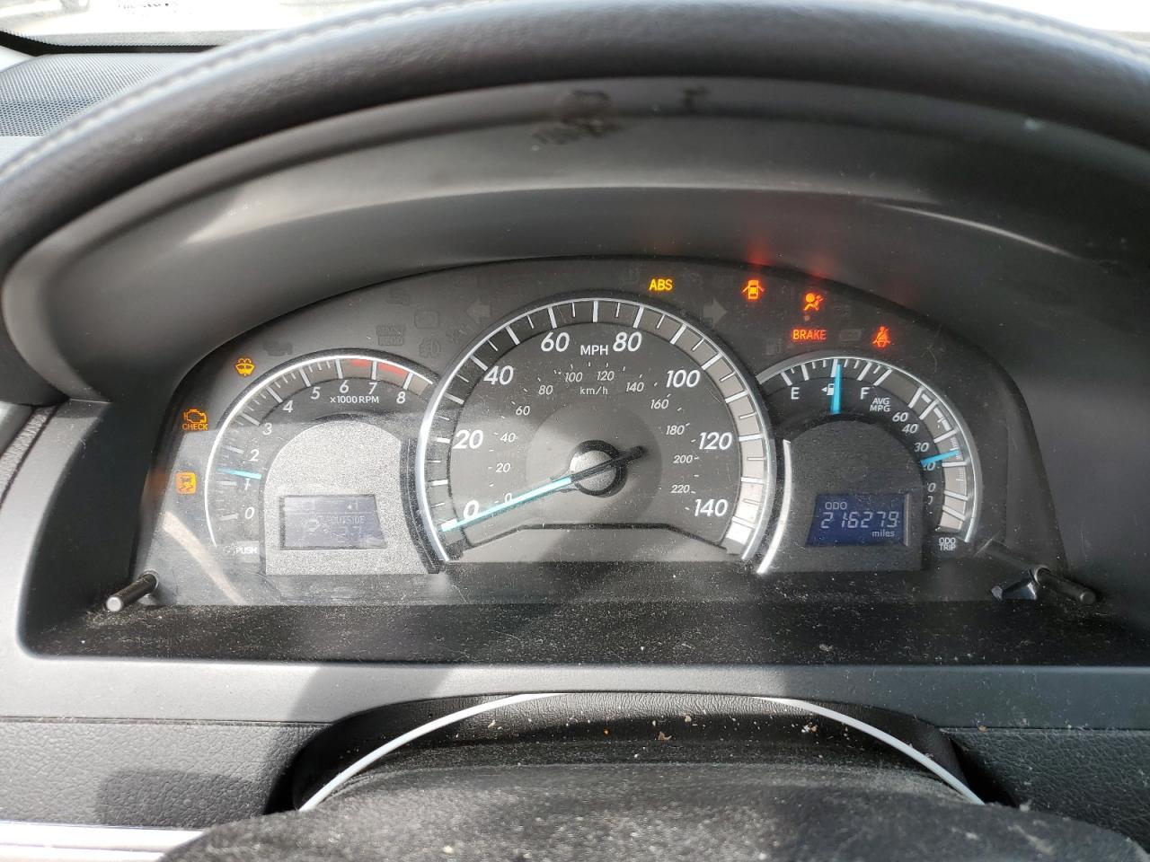 2014 TOYOTA CAMRY