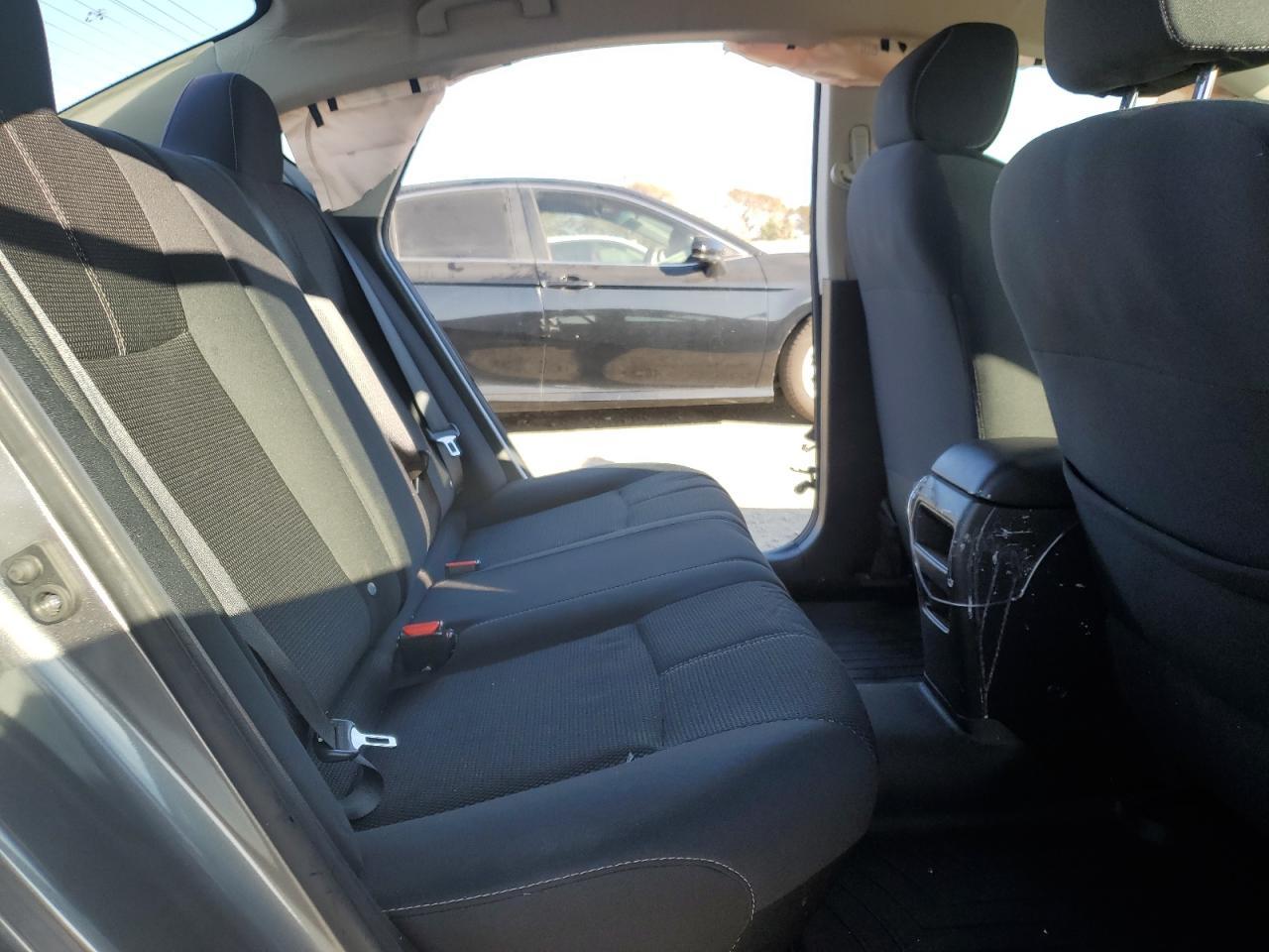 2016 NISSAN SENTRA