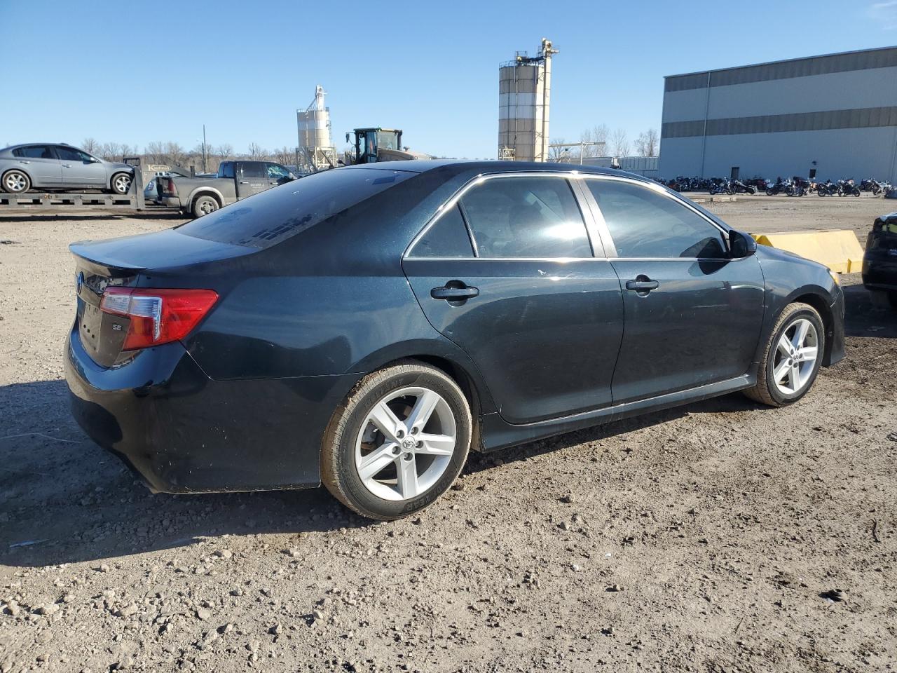 2012 TOYOTA CAMRY