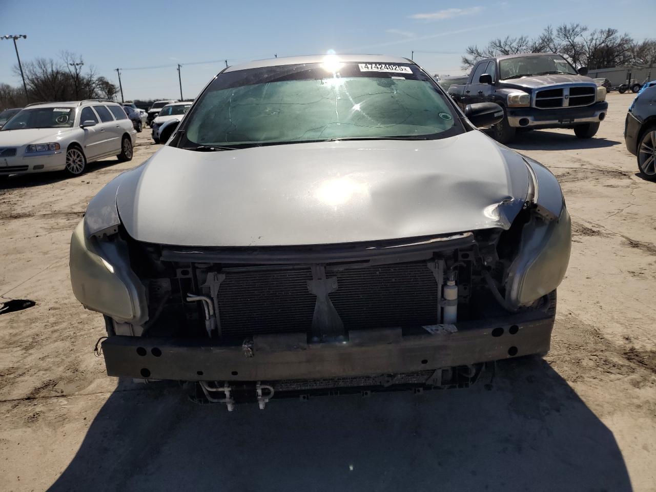 2009 NISSAN Maxima