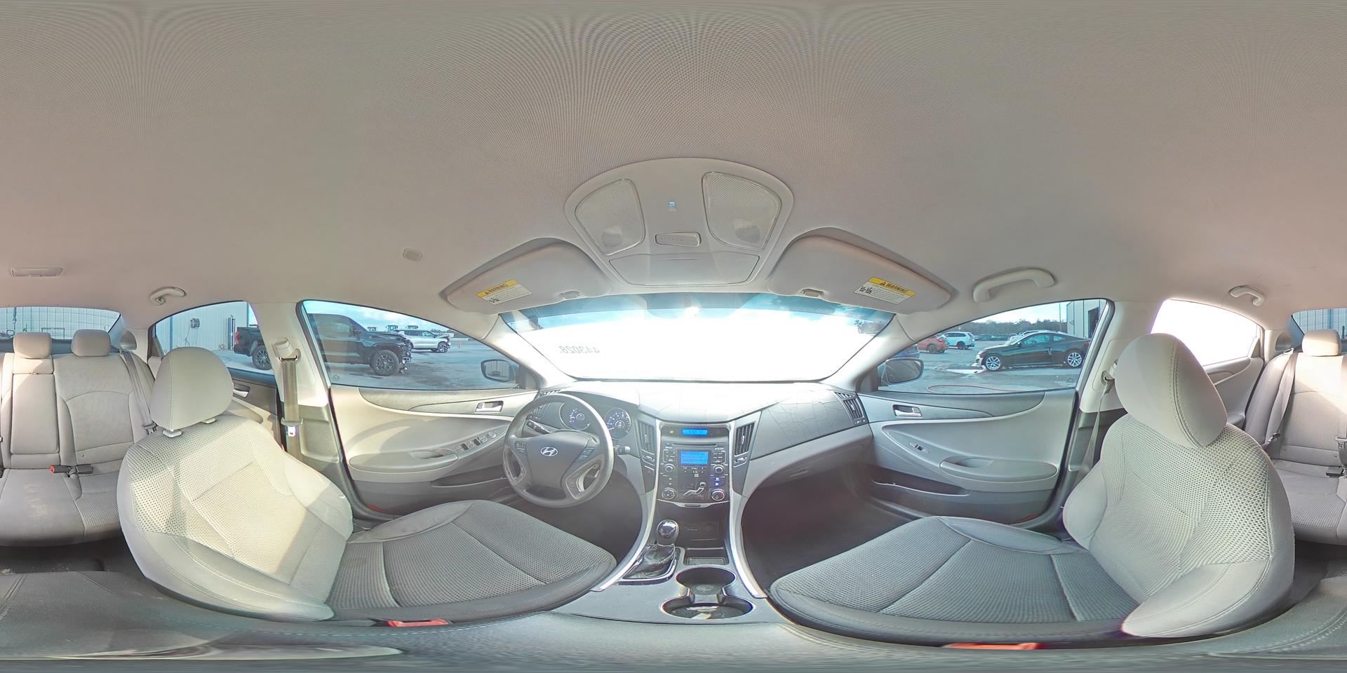 2011 HYUNDAI SONATA