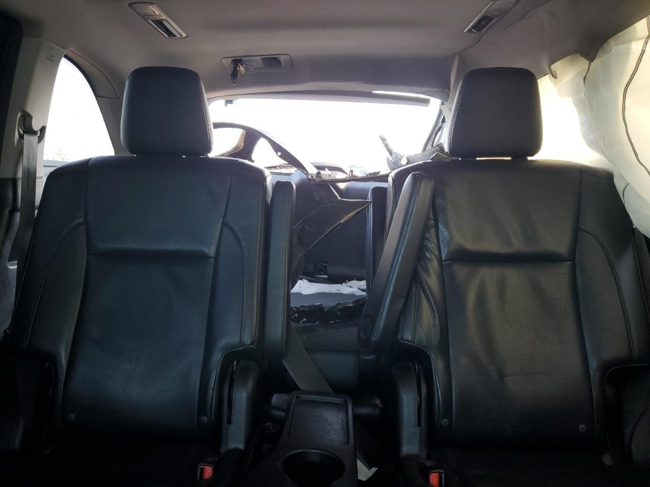 2015 TOYOTA HIGHLANDER