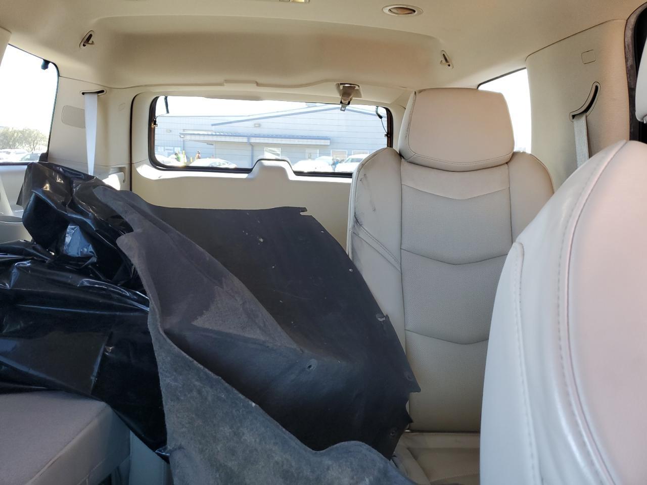 2018 CADILLAC ESCALADE