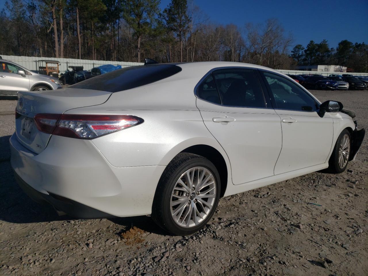 2019 TOYOTA CAMRY