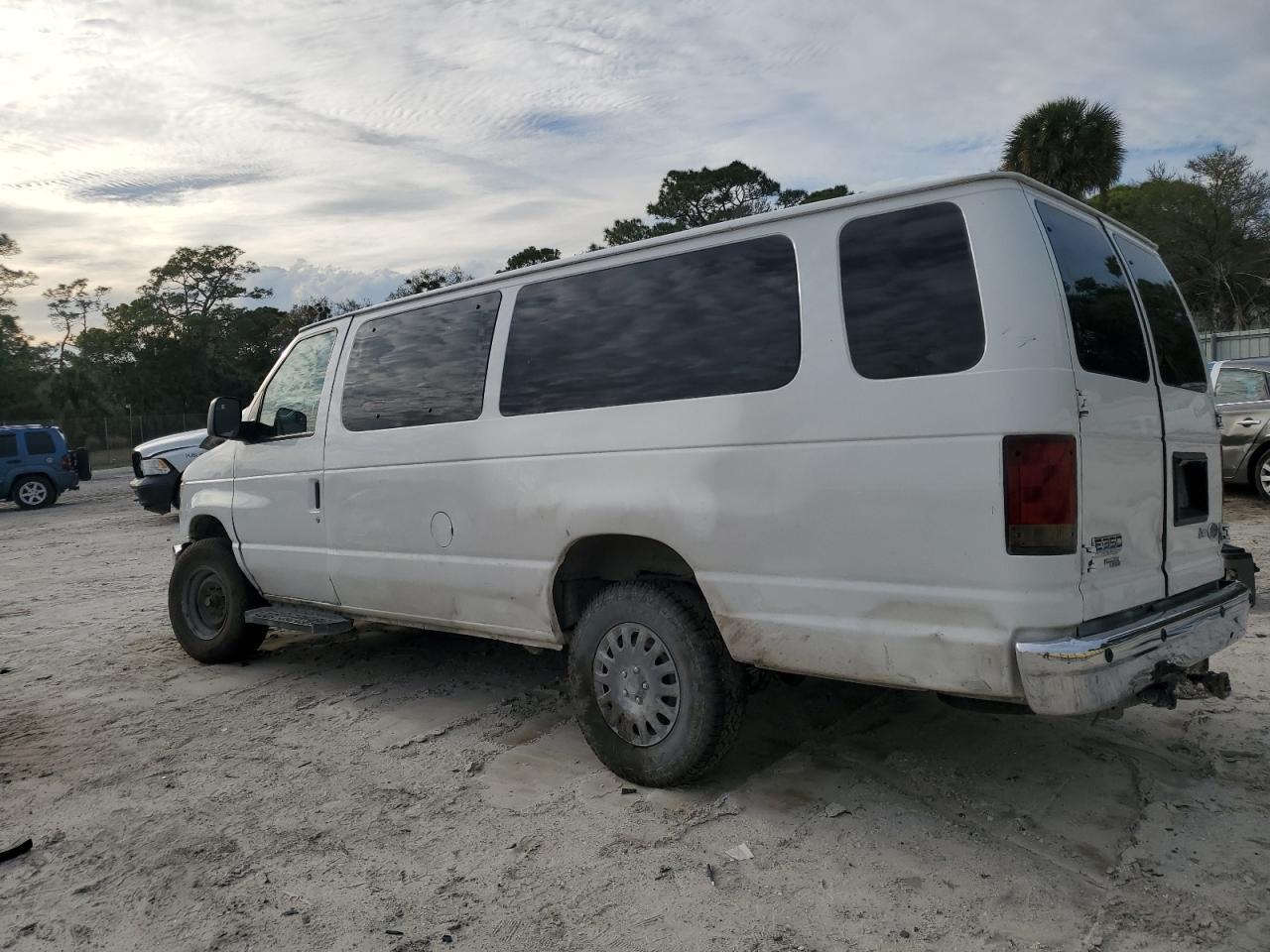 2013 FORD ECONOLINE