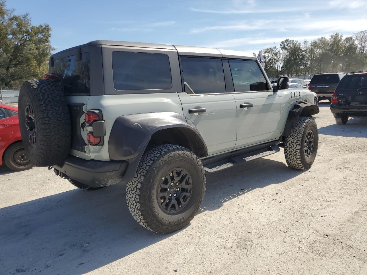 2022 FORD Bronco